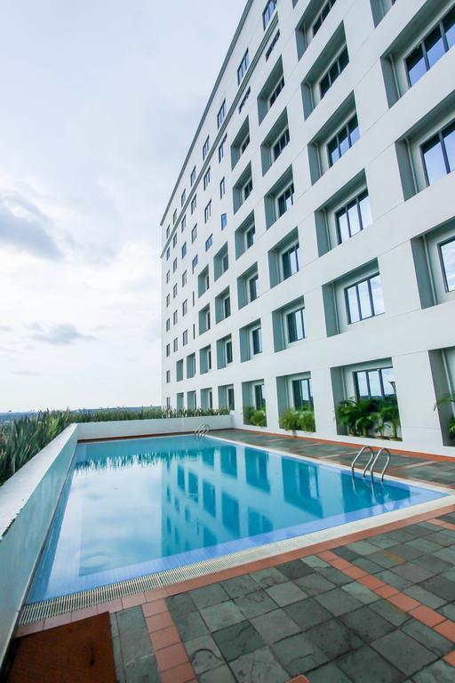 Crystal Crown Hotel Harbour View, Port Klang Exterior photo