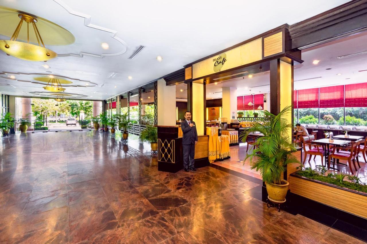 Crystal Crown Hotel Harbour View, Port Klang Exterior photo